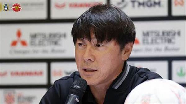 kritik-tajam-strategi-total-football-shin-tae-yong-gagal-total-di-dua-laga-terakhir-saatnya-ubah-formasi_37f0bf787.jpg