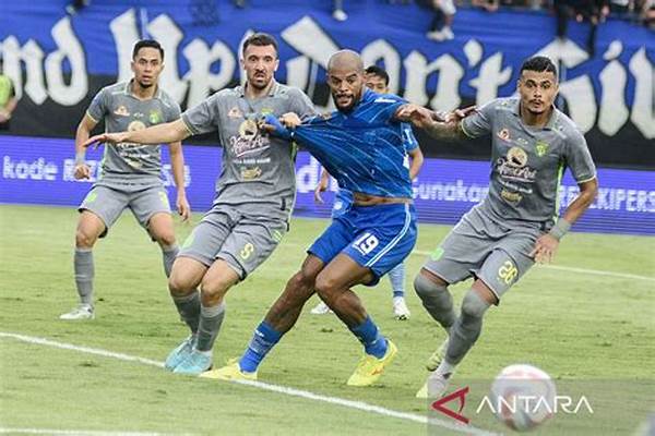 persib-menggila-david-da-silva-hattrick-kontra-psis-lini-depan-persib-jadi-yang-paling-ditakuti_3b7e17766.jpg