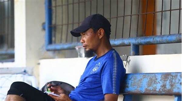 transfer-psis-pelatih-psis-semarang-minta-2-pemain-baru-di-posisi-wing-back-dan-striker_13487e713.jpg