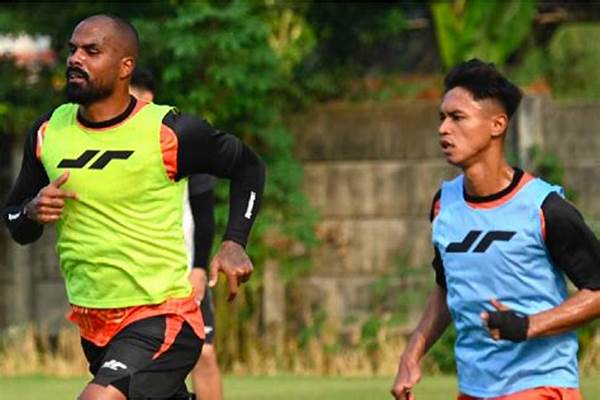 drama-pemain-asing-persija-jakarta-mogok-latihan-ada-masalah-internal-tim_da193aca1.jpg